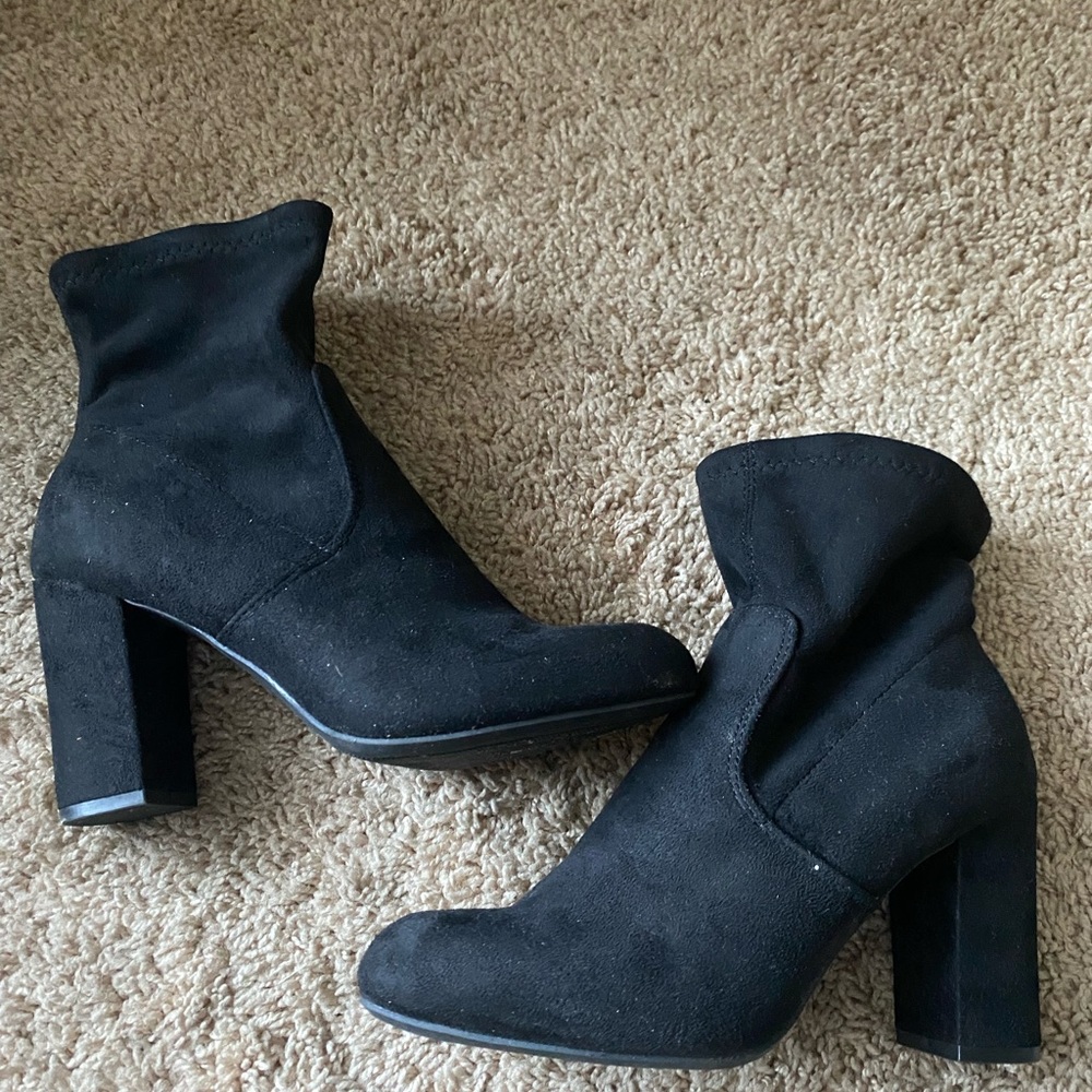 Candies booties like new only worn a couple of times